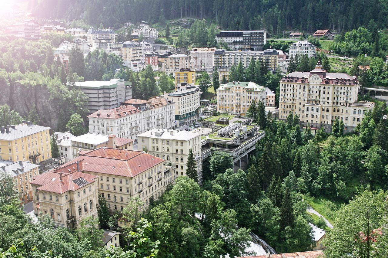 Gruener Baum Hotel Bad Gastein Eksteriør bilde